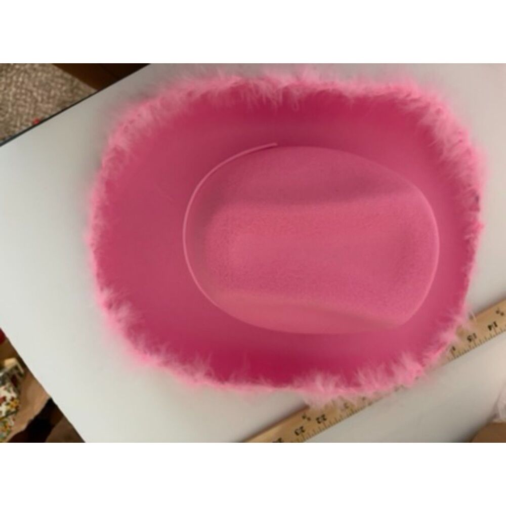 Boohoo Women's Halloween Feathered Cowboy Hat & Bandana - Picture 3 of 8